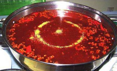 重慶火鍋底料加工廠，這樣吃火鍋，大寫(xiě)的“瘦”