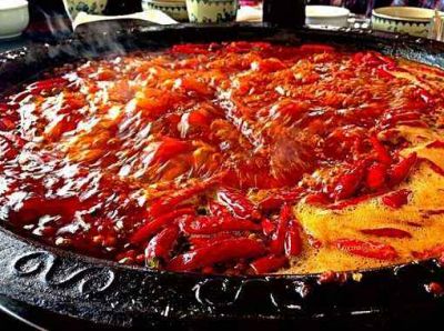 重慶火鍋底料廠家，重慶火鍋各具特色的味道
