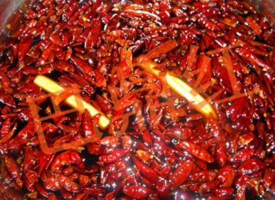 重慶火鍋底料加工廠關(guān)注哪幾個環(huán)節(jié)？