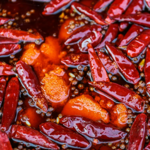 重慶火鍋底料批發甄選秘籍，廠家定制有何優勢？